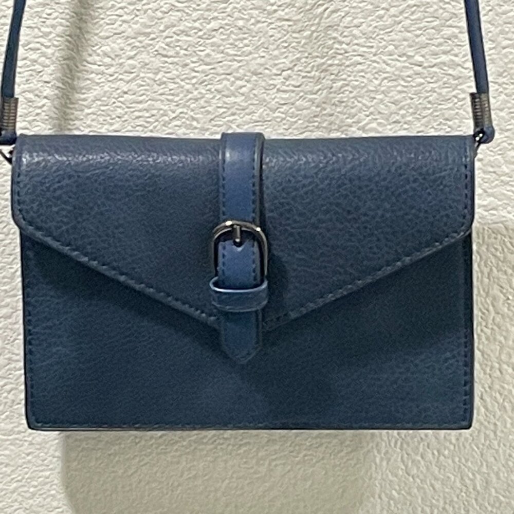 SONDRA ROBERTS (NEW) Envelope Crossbody/Clutch Texture Vegan Leather Bag  - Navy